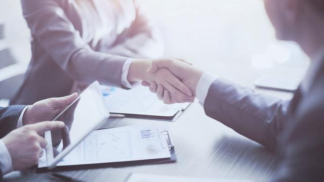 Business_Partner_Handshake